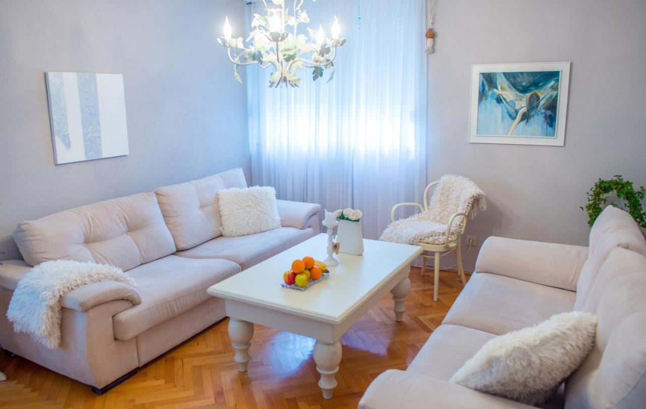 Luxe Living In