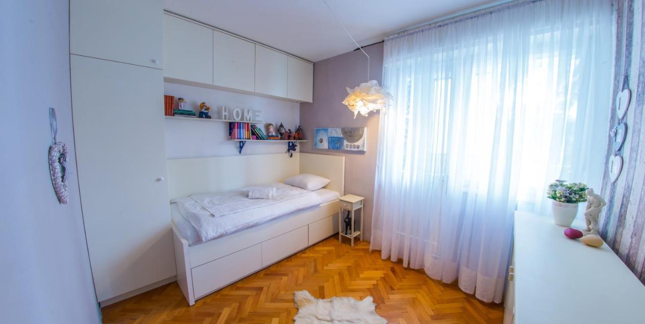 Apartment Luxe Living In